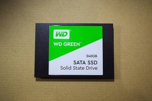 送料185 2.5 SSD 240GB ウエスタンデジタル (WesternDigital ) WD GREEN クローンソフトダウンロード可 