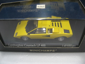 MINICHAMPS/ミニチャンプス　1/43 ランボルギーニカウンタック　LP400