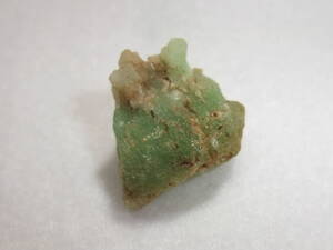 クリソプレーズchrysoprase東アフリカtanzaniaタンザニアhaneti産の結晶原石 20.2ct 天然石☆ 7　色々まとめてたくさん大量同梱可能 765-10