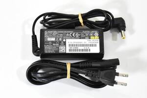 富士通 FMV-AC326 ACアダプター/19V 2.1A 40W/ADP-40HH/外径5.5mm x 内径2.5mm/LIFEBOOK U937 U938 U939 など対応/中古品