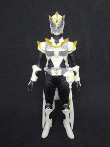 仮面ライダーファム　YUTAKA製 ソフビフィギュア