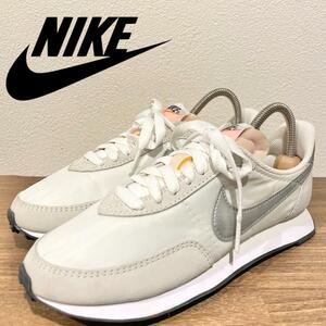 NIKE WMNS WAFFLE TRAINER 2ナイキ ワッフル トレーナー ホワイトシルバー レディース DA8291-101 ローカットスニーカー 23cm 美品 靴