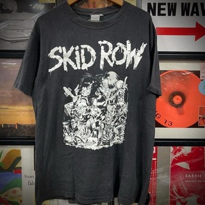 SKID ROW / USED T-SHIRT (古着 VINTAGE ヴィンテージ バンドTシャツ)