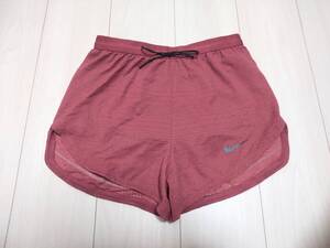 ★新品　ナイキ　NIKE　ランニングショートパンツ　★ストレッチ地　★サポーター付　★DRI-FIT ADV使用　★Sサイズ