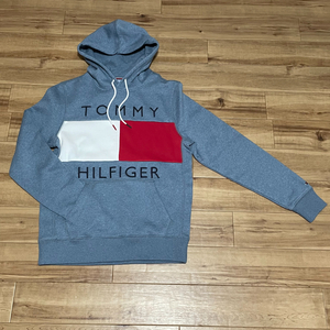 【 TOMMY HILFIGER 】トミーヒルフィガー USA正規品 ビッグフラッグフーディー ポケットあり 裏起毛 ネイビーブルーグレー〈M〉