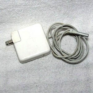 Apple純生 60W MagSafe Power Adapter A1344（中古動作品）