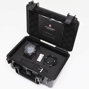 新品　ビクトリノックス　I.N.O.X. CARBON　スイス製　スイスウォッチ　クォーツ　腕時計　イノックス カーボン　VICTORINOX　 241859