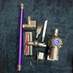 y032512t dyson DC62 サイクロン式コードレスクリーナー 掃除機