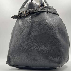 【美品】●A4◎ ●Salvatore Ferragamo フェラガモ トートバッグ ガンチーニ 肩掛け可能 シボ革　レザー ブラック 黒 メンズ 大容量