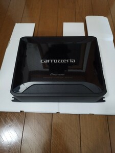 カロッツェリア carrozzeria　GM-D7400 4チャンアンプ