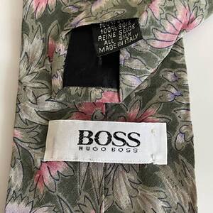 HUGO BOSS (ヒューゴボス) 緑花柄ネクタイ