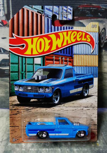 HOTWHEELS CUSTOM ‘72 CHEVY LUV 　ホットウィール カスタム 1972 シェビー ラヴ　ラブ　　　　　///RT