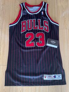 ユニフォーム サイン入 23 Michael Jordan マイケルジョーダン 証明書付 UPPER DECK NBA シカゴブルズ ユニフォーム