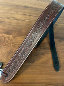 Leathergraft Celtic Embossed Strap Brown ギターストラップ UKハンドメイド