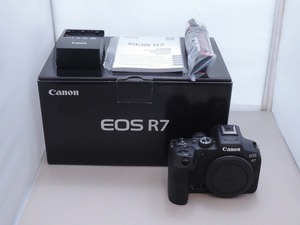 キヤノン Canon ミラーレス一眼カメラ ボディ フルサイズ EOS R7