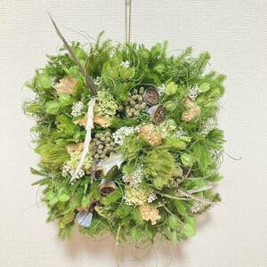 Hanging Wall Green Wreath