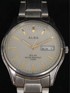 E368★SEIKO セイコー ALBA アルバ SOLAR ソーラー V158-0AX0 デイデイト メンズ腕時計 シルバー 稼働品