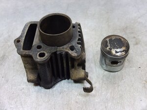 ダックス ST70E-1124**エンジン/シリンダー&ピストン/加工修復素材に/6V/DAX70/5