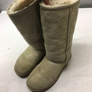 送料込み★UGG アグ★ロングムートン　ムートンブーツ★w7 24㎝★レディース　ベージュ#51201s126