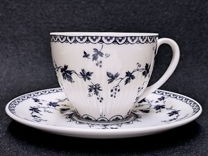 3QV売切！税無し☆ロイヤルドルトン★ヨークタウン★デミタスカップ＆ソーサー★ROYAL DOULTON★YORKTOWN★現状★現品限り★1027-4