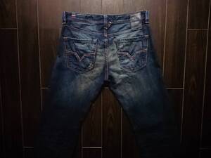 DIESEL♪LARKEE♪Blue Eyecons 2013/1 Edition♪Italy♪ディーゼル♪ウォッシュ＆ダメージ♪W29 L32♪WASH 0809V