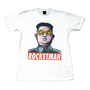 ロケットマン ジョークTシャツ 北朝鮮 金正恩 ストリート系 デザインTシャツ おもしろTシャツ メンズ 半袖★tsr0412-wht-m