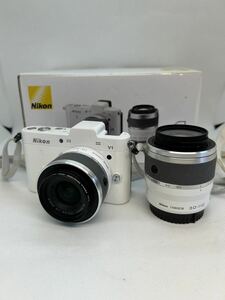 Nikon ニコン Nikon1 V1 カメラ　デジタルミラーレス一眼/レンズ 1NIKKOR 10-30mm 1:3.5-5.6 /レンズ 1NIKKOR 30-110mm 1:3.8-5.6/SB-N5