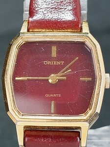 美品 ORIENT オリエント A05555-40 アナログ クォーツ 腕時計 スモールサイズ ワインレッド レザーベルト ステンレス 新品電池交換済み