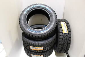 送料無料　オープンカントリー R/T 215/65R16 C 109/107Q ４本 ホワイトレター トーヨータイヤ 個人宅配達OK TOYO TIRES OPEN COUNTRY