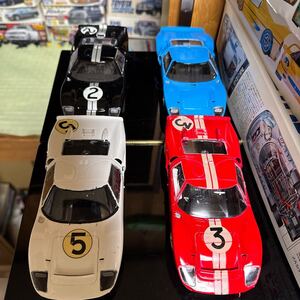 1/24 フジミ　フォード　GT40等　4台詰め合わせ　写真のものが全て　写真説明参照の上ご入札ください　年代物