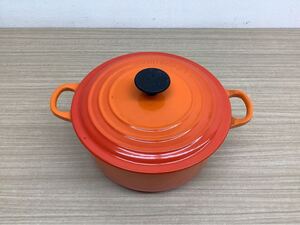 ◯営KU015-A8T60【埼玉発】LE CREUSET ル・クルーゼ ココット ロンド 両手鍋 オレンジ 調理器具 20cm 本体のみ 現状品