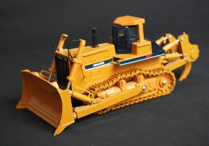 ＊KOMATSU「コマツブルドーザーD475A」＊