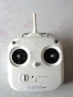 DJI　PHANTOM 2 STANDARD 送信機　(中古品）