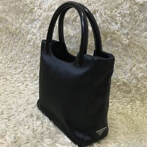 プラダ　ハンドバッグ　ミニ　三角ロゴ　ナイロン　ブラック系　黒系　PRADA 