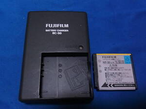 FUJIFILM 純正 充電器 BC-50 ＋バッテリーNP-50 中古品 