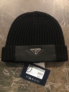 PRADA プラダ　logo-detailed wool and nylon beanie