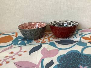 #大人気★新品★おしゃれ★コストコ★ボウル2個★ペアセット③★カフェ★お茶碗★食器★北欧★レリーフ★新生活