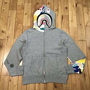 Giant multi camo シャーク パーカー Mサイズ shark full zip hoodie a bathing ape BAPEエイプ ベイプ マルチカモ 迷彩 i3869