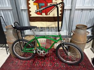 schwinn stingray 緑 復刻 シュウィン スティングレイ マッスル バイク ローチャリ ビンテージ フレーム 20インチ BMX 自転車 オールド 