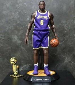 ☆新品　1/6　レブロン・ジェームズ　アクションフィギュア　レイカーズ　NBA　パープルユニフォーム　エンターベイ等に　WANSHENG　未使用