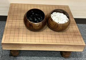 囲碁（碁盤、碁石）セット 木製 脚付き アンティーク 昭和レトロ ボードゲーム 