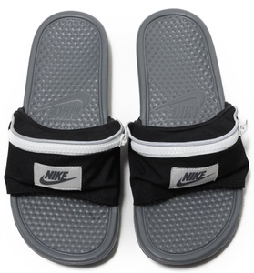 新品 送料込 NIKE BENASSI JDI FANNY PACK US7/25cm 黒灰 ナイキ ベナッシ ファニーパック SANDAL サンダル 収納ポケット付き スリッパ