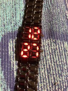 腕時計 デジタル　ブレスレット　ブラック