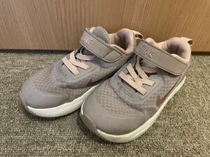 【NIKE】ナイキ キッズ スニーカー ナイキスニーカー 子供 中古品 パープル ピンク