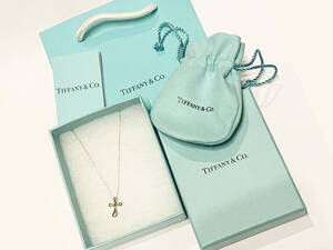 【中古美品】TIFFANY&Co ティファニー スモールクロスネックレス 箱付き！送料無料！