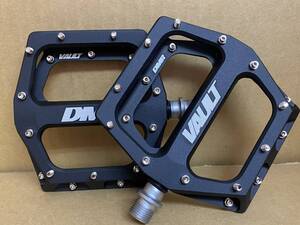 DMR VAULT ボルトペダル　サンドブラストブラック　 新品未使用　ダウンヒル BMX トレイルライド　ダートジャンプ