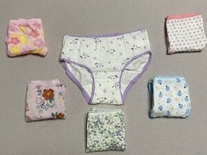 122613☆新品☆女児KIDSショーツ　１００サイズ　福袋４枚Set☆送料無料