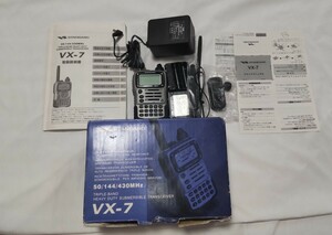 YAESU VX-7 50/144/430 防水仕様　50MHzAM　ワイドバンド受信　ハンディ無線機 八重洲無線