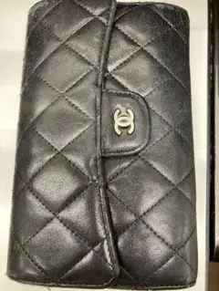 CHANEL 黒 レザー 三つ折り財布