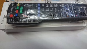 Panasonic テレビ　リモコン　N2QA YB001228 新品